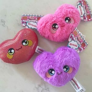 NWT Squeezamals Hearts Set